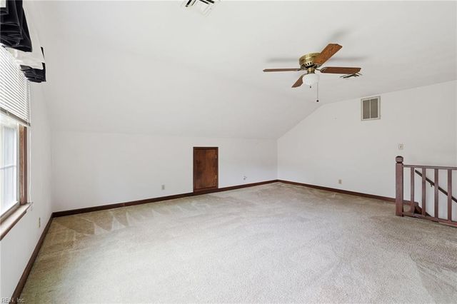 204 Oakengate TURN, Virginia Beach, VA 23462
