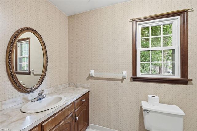 204 Oakengate TURN, Virginia Beach, VA 23462