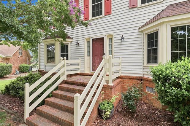 204 Oakengate TURN, Virginia Beach, VA 23462