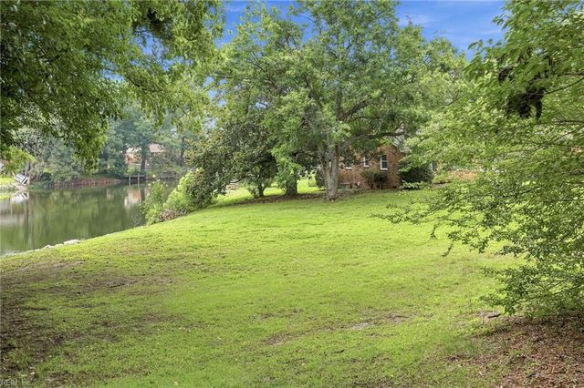 204 Oakengate TURN, Virginia Beach, VA 23462