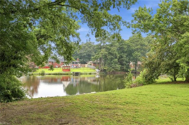 204 Oakengate TURN, Virginia Beach, VA 23462