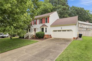 204 Oakengate TURN, Virginia Beach, VA 23462