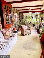 6905 LINCOLN DR, Philadelphia, PA 19119
