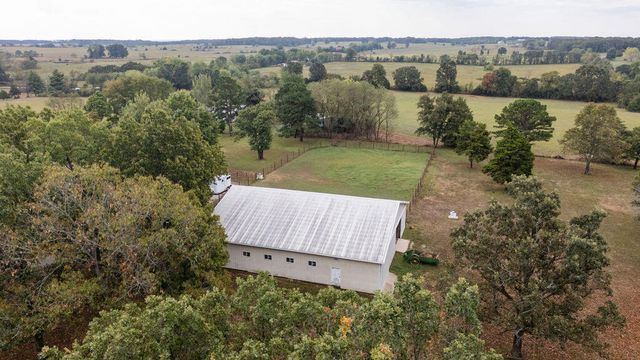 147 Parrish St, Raymondville, MO 65555