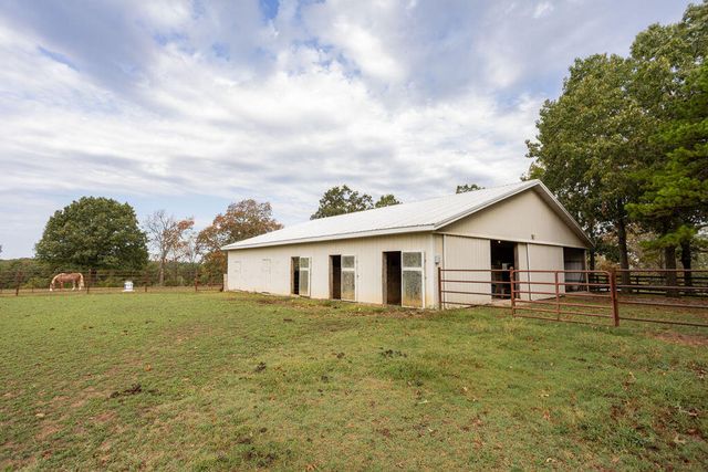 147 Parrish St, Raymondville, MO 65555