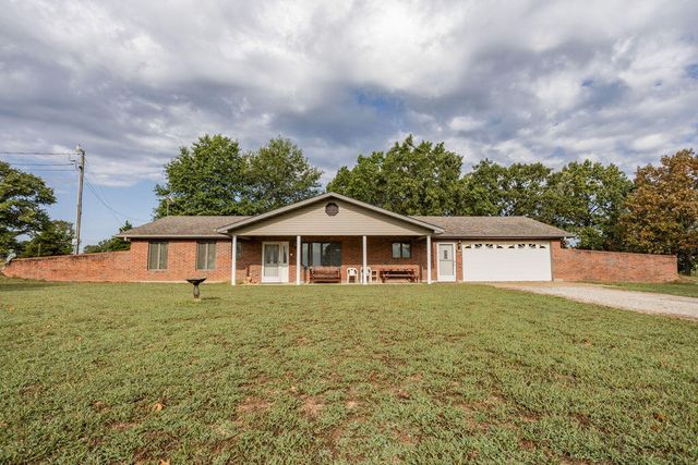 147 Parrish St, Raymondville, MO 65555