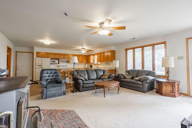 147 Parrish St, Raymondville, MO 65555