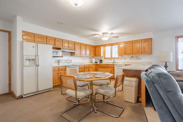 147 Parrish St, Raymondville, MO 65555