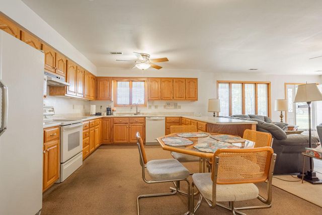 147 Parrish St, Raymondville, MO 65555