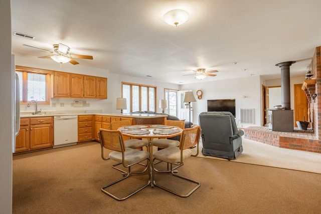 147 Parrish St, Raymondville, MO 65555