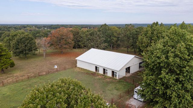 147 Parrish St, Raymondville, MO 65555