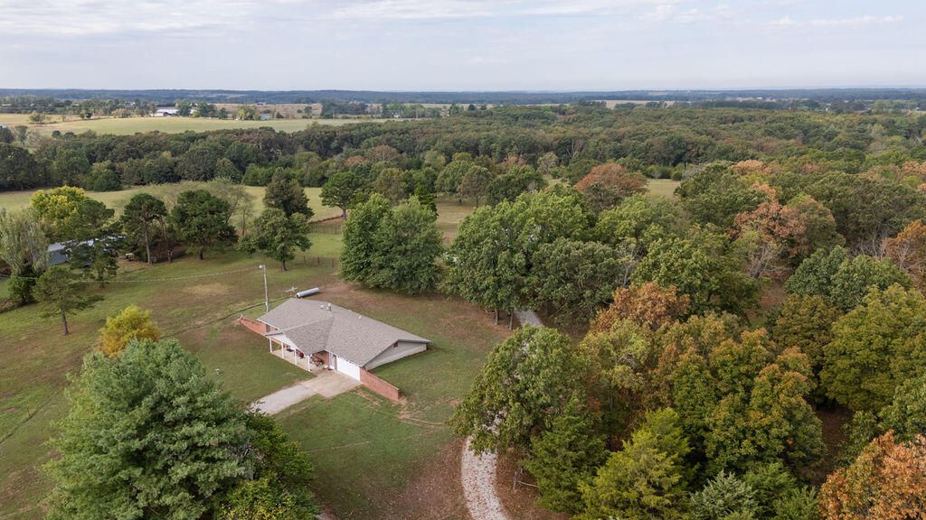 147 Parrish St, Raymondville, MO 65555