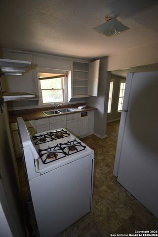 2015 Martin Luther King, San Antonio, TX 78203