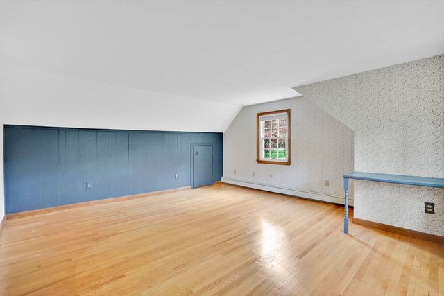6 Garden Ln, Wilbraham, MA 01095