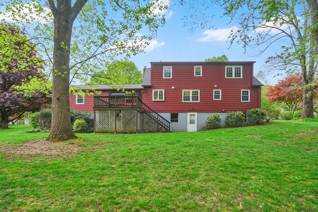 6 Garden Ln, Wilbraham, MA 01095