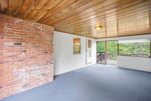 6 Garden Ln, Wilbraham, MA 01095