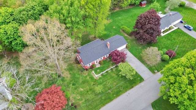 6 Garden Ln, Wilbraham, MA 01095