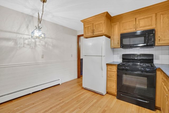 6 Garden Ln, Wilbraham, MA 01095