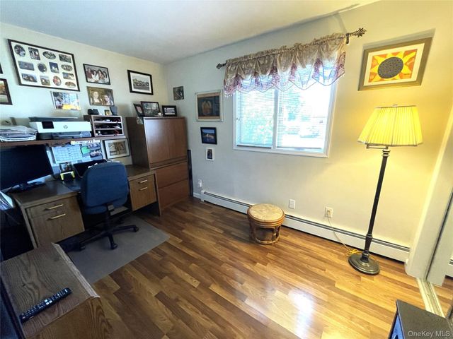 41 Birchfield Avenue, Babylon, NY 11702