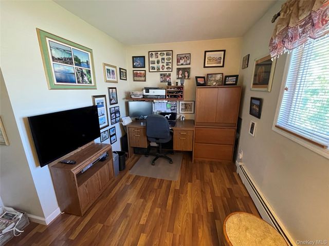 41 Birchfield Avenue, Babylon, NY 11702