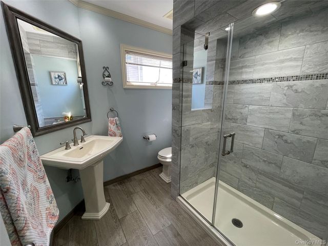 41 Birchfield Avenue, Babylon, NY 11702