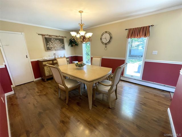 41 Birchfield Avenue, Babylon, NY 11702