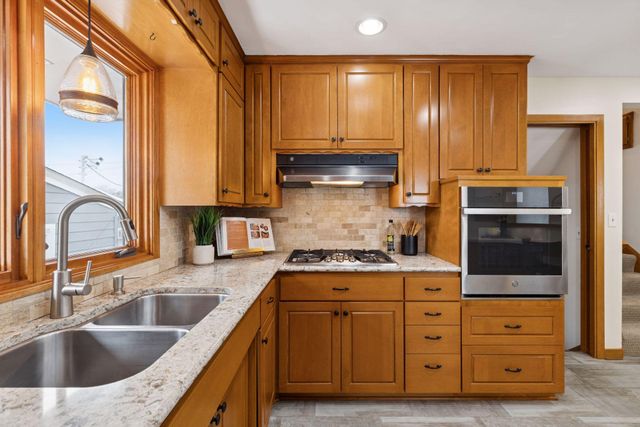 1845 Rome Avenue, Saint Paul, MN 55116