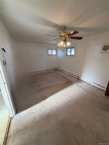 40 East Cherry Street, Central Islip, NY 11722