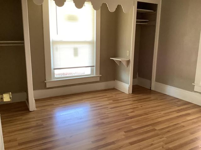 120 S Main Street, Hobart, OK 73651