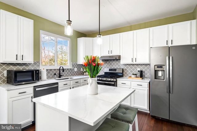 2752 HALE CT, Waldorf, MD 20603