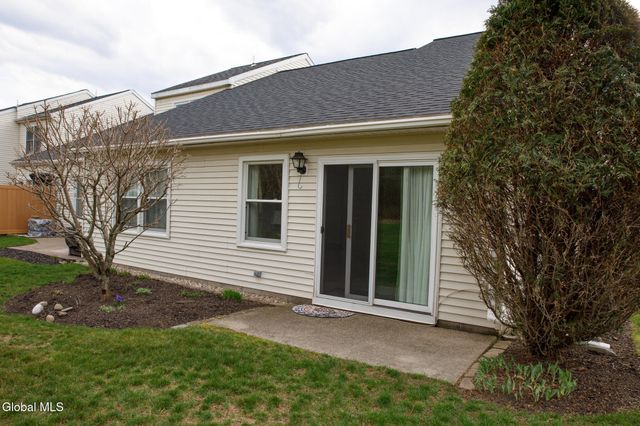 1110 Spearhead Drive, Glenville, NY 12302