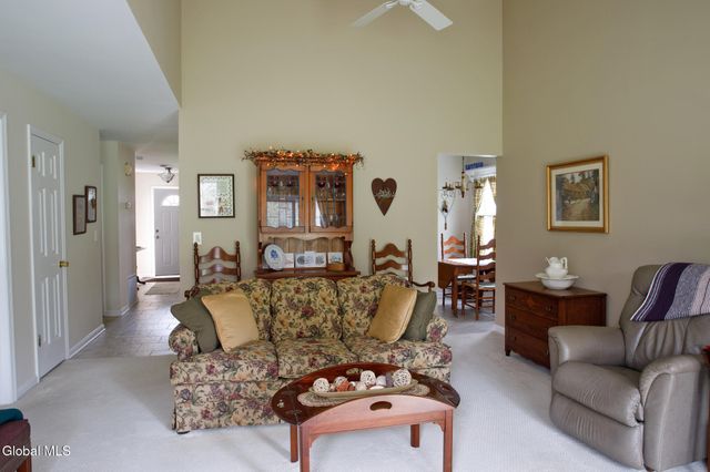 1110 Spearhead Drive, Glenville, NY 12302
