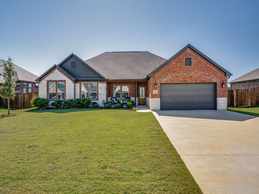808 Mary Lee Lane, Collinsville, TX 76233
