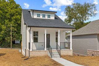 408B Hatcher Ln, Columbia, TN 38401