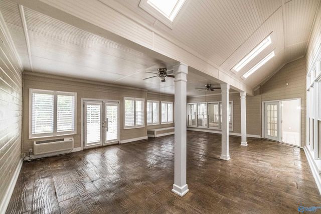 2734 Deford Mill Road SE, Owens Cross Roads, AL 35763