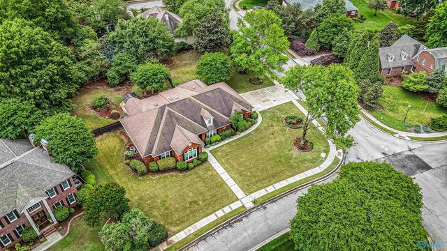 2734 Deford Mill Road SE, Owens Cross Roads, AL 35763
