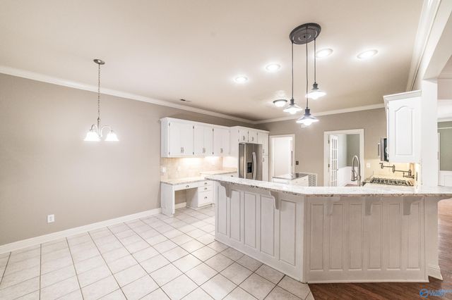 2734 Deford Mill Road SE, Owens Cross Roads, AL 35763