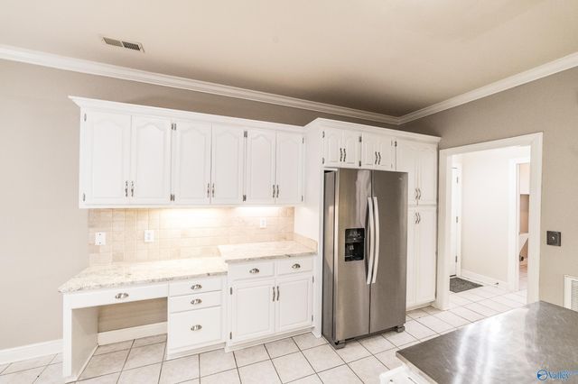2734 Deford Mill Road SE, Owens Cross Roads, AL 35763