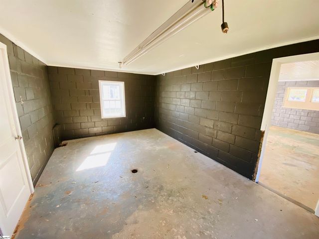 3017 Cherokee Avenue, Gaffney, SC 29340