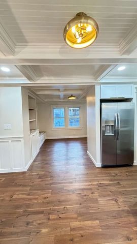 713 E Dorothy Lane, Kettering, OH 45419