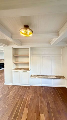 713 E Dorothy Lane, Kettering, OH 45419