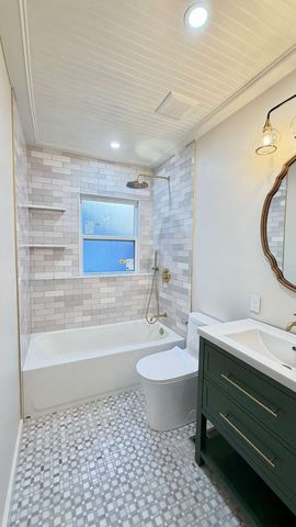 713 E Dorothy Lane, Kettering, OH 45419