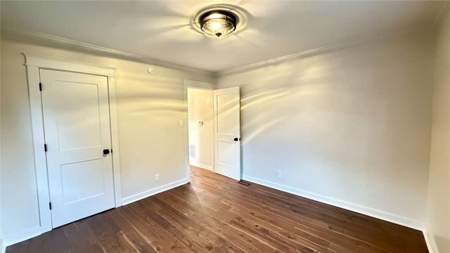 713 E Dorothy Lane, Kettering, OH 45419