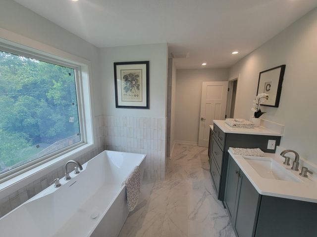 18 Balsam Lane N, Plymouth, MN 55441