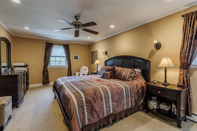 4220 Express Drive S, Ronkonkoma, NY 11779