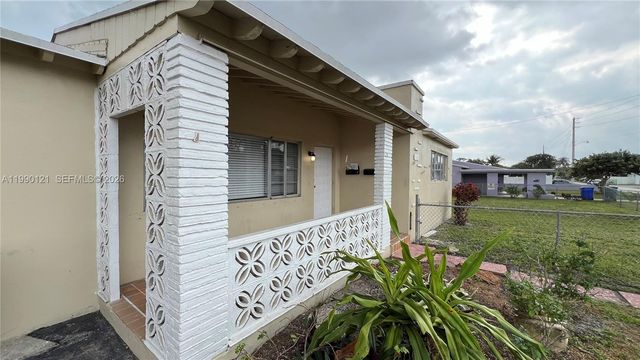 1001 S 22nd Ct Front - Main House, Hollywood, FL 33020