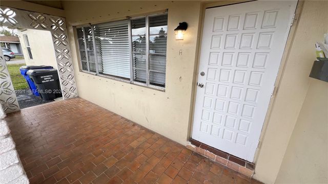 1001 S 22nd Ct Front - Main House, Hollywood, FL 33020