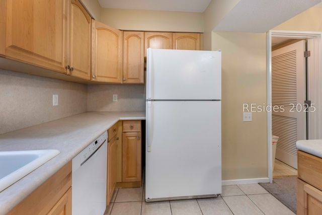 21 Haul Away Apt 15, Hilton Head Island, SC 29928