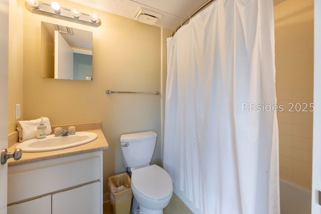 21 Haul Away Apt 15, Hilton Head Island, SC 29928