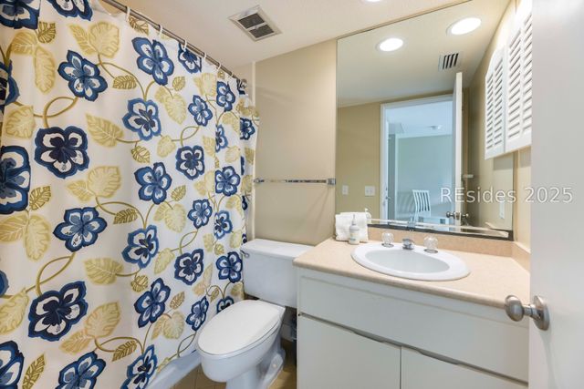 21 Haul Away Apt 15, Hilton Head Island, SC 29928